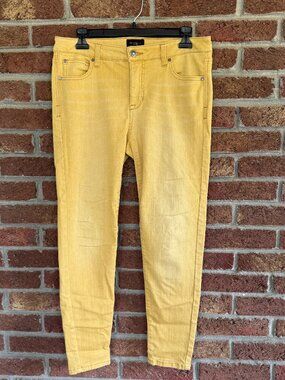Celebrity Pink Cropped Yellow Jeans / Capris * Ankle Pants * Size 11/30